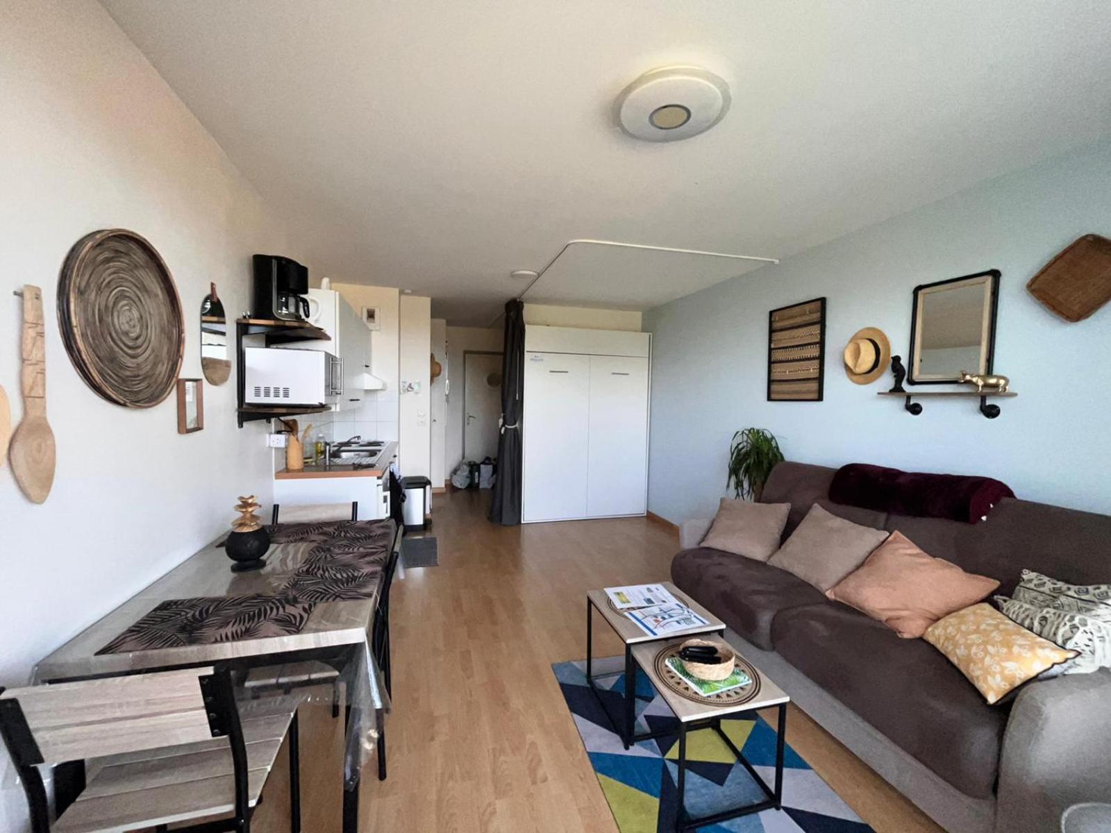 Les Pieds Dans Le Sable Apartment มาโล-เลส์-แบ็งส์ ภายนอก รูปภาพ